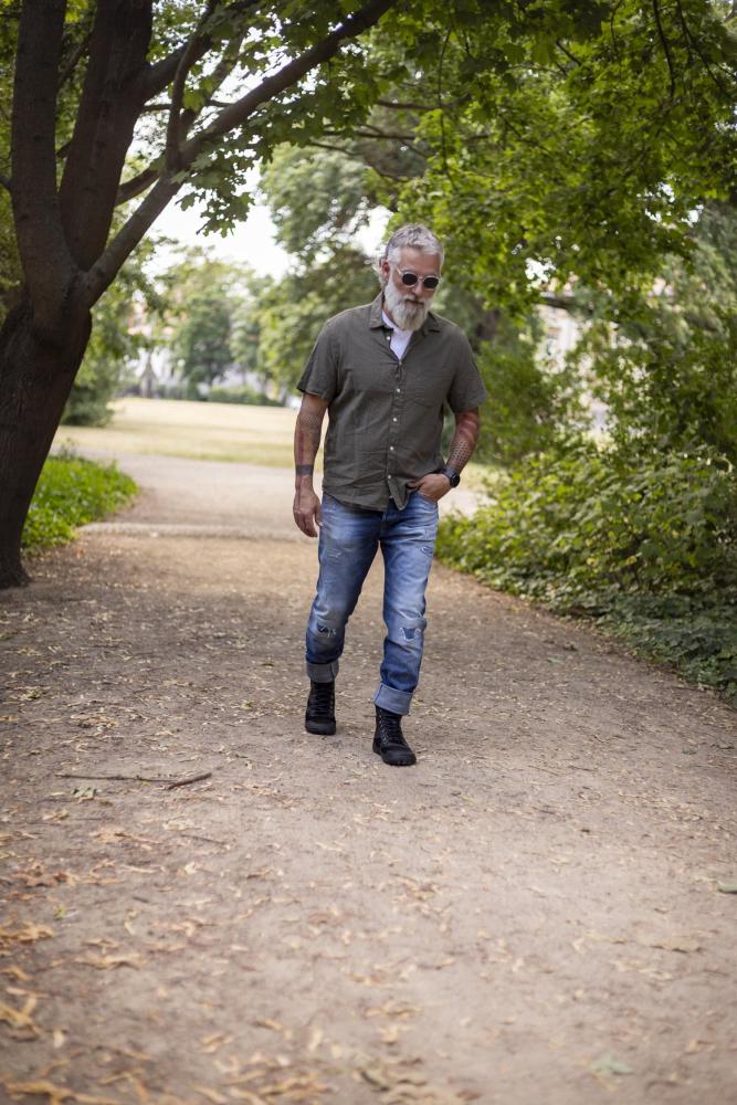 EXPLORER Black Waterproof