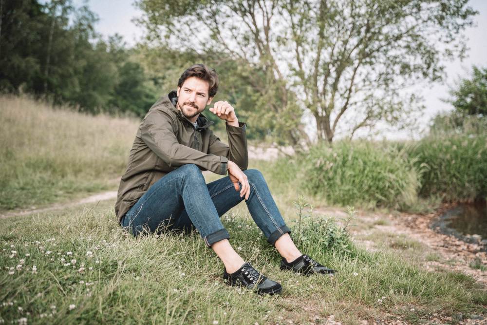 HIQE Low Black Waterproof