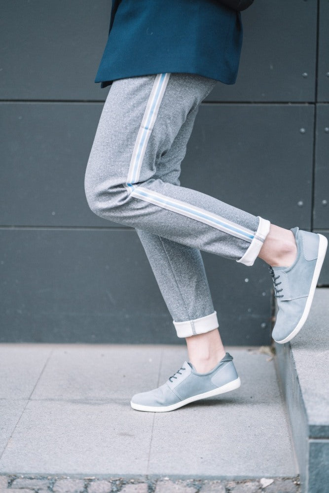PIQUANT Grey