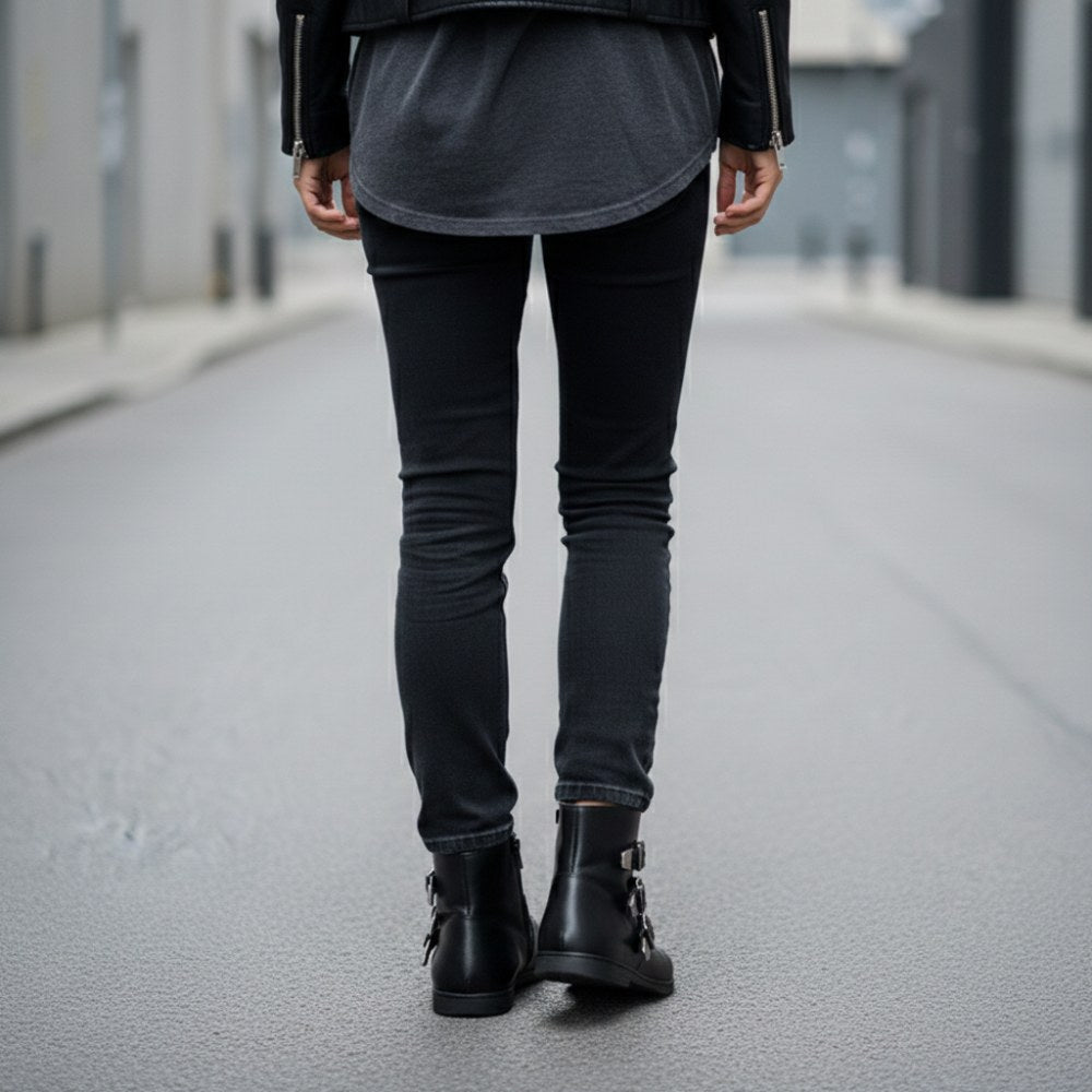 QLANCE Black Silver Plain