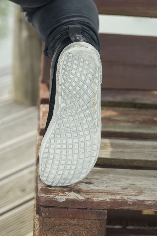 QUITMAN Black