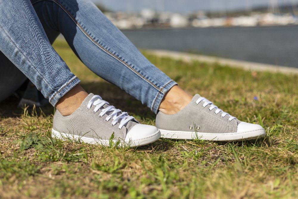 CHUQQS Low Grey